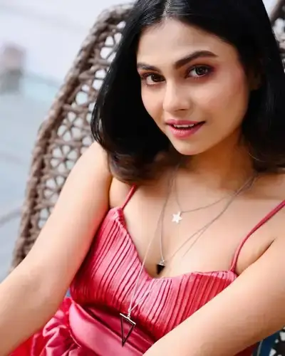 Call Girls Service in Chhoti Sadri